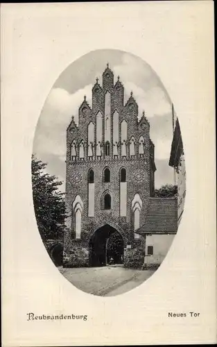 Ak Neubrandenburg Mecklenburg Vorpommern, Neues Tor
