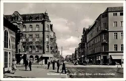 Ak Wilhelmshaven, Ecke Göker- und Bismarckstraße, Fußgänger