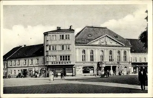 Ak Jindřichův Hradec Neuhaus Südböhmen, Klobouky, Straßenpartie