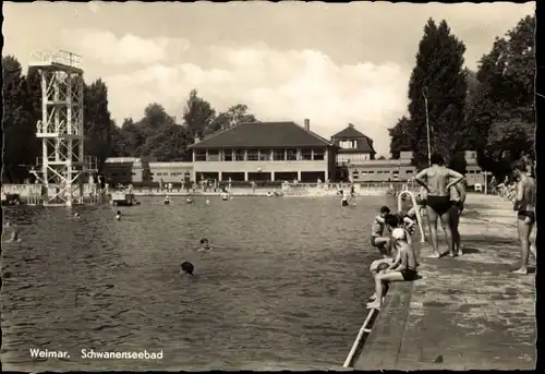 Ak Weimar in Thüringen, Schwanenseebad, Schwimmbad