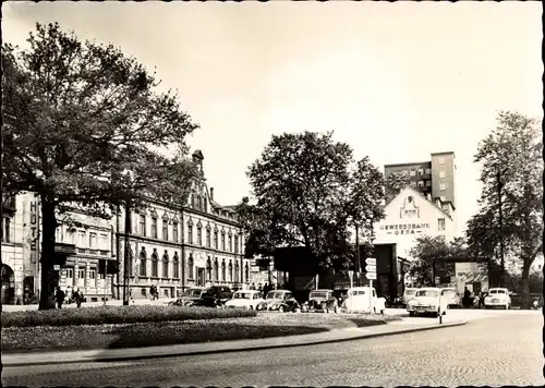 Ak Gera in Thüringen, Post und Hochhaus am Puschkinplatz, Gewerbebank