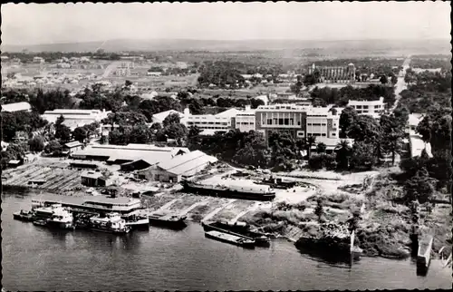 Ak Brazzaville Französisch Kongo, Panorama, Hafen, B.A.O., Handelsviertel