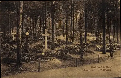 Ak Aachen, Heldenfriedhof, Aachener Stadtwald