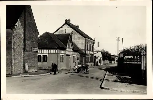 Ak Formerie Oise, Gendarmerie, Postamt