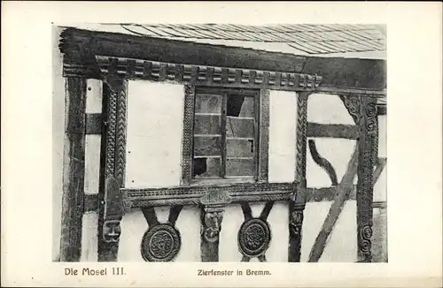 Ak Bremm an der Mosel, Zierfenster