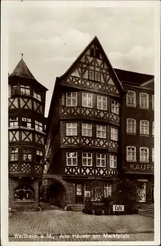 Ak Wertheim am Main, alte Häuser am Marktplatz