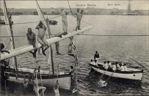 Ak Deutsche Marinesoldaten beim Baden, Schiff, Ruderboot