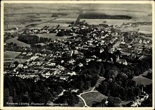 Ak Rastede in Oldenburg, Totalansicht, Fliegeraufnahme
