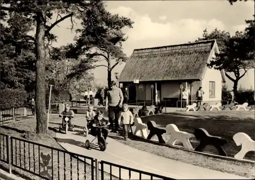 Ak Ostseebad Zinnowitz auf Usedom, Kindersportgarten