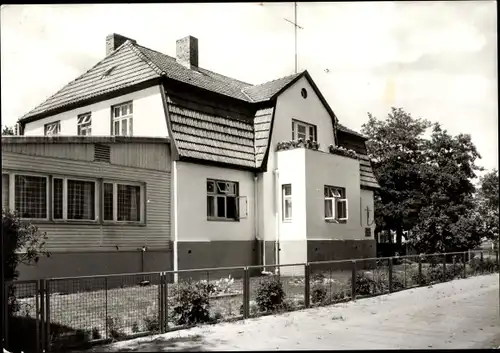 Ak Ostseebad Prerow Darß, Ferienheim Haus Regina, VEB Bau- und Montagekombinat Chemie Halle