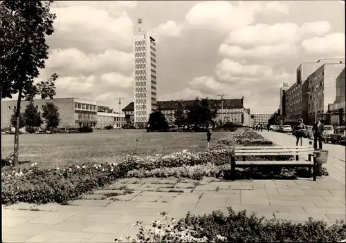 Ak Neubrandenburg in Mecklenburg, Karl Marx Platz