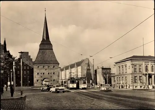 Ak Hansestadt Rostock, Steintor, Straßenbahnen