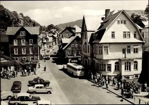 Ak Lauscha in Thüringen, Kulturhaus am Hüttenplatz, Autobus