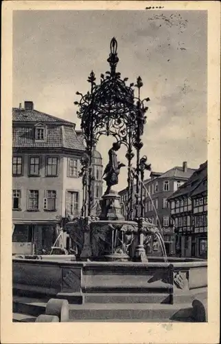 Ak Göttingen in Niedersachsen, Gänseliesel-Brunnen