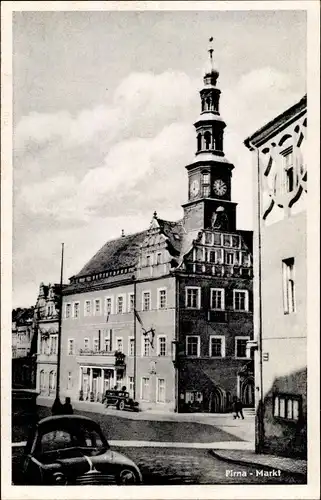 Ak Pirna, Markt, Turm, Straßenansicht mit Auto