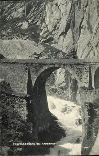 Ak Andermatt Kt. Uri Schweiz, Teufelsbrücke, Felsen