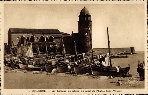 Ak Collioure, l'Eglise Saint-Vincent, Boote