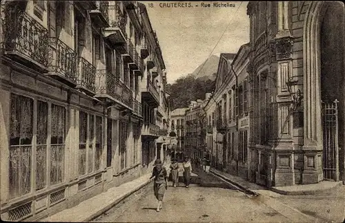 Ak Cauterets Hautes Pyrénées, Rue Richelieu