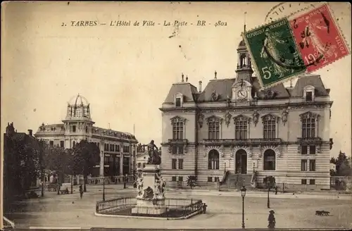 Ak Tarbes Hautes Pyrénées, L'Hotel de Ville, La Poste