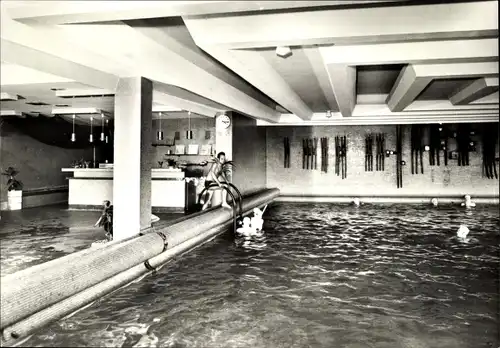 Ak Oberhof im Thüringer Wald, Interhotel Panorama, Schwimmhalle