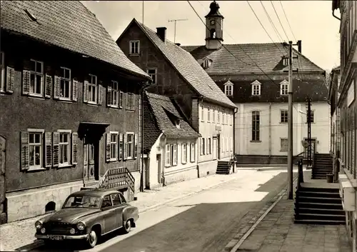 Ak Neudietendorf in Thüringen, Bahnhofstraße, Auto