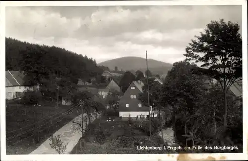 Ak Lichtenberg im Erzgebirge, Straßenpartie am Burgberg