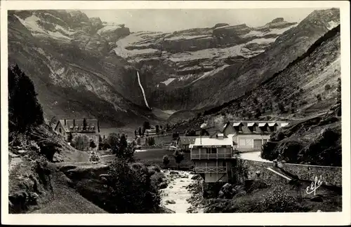 Ak Gavarnie Hautes Pyrénées, Le Cirque et l'Hotel du Vignemale