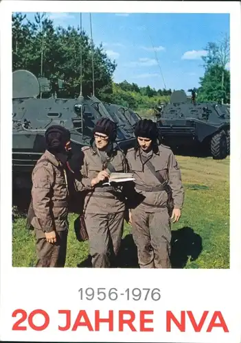 Ak 20 Jahre NVA 1956-1976, Nationale Volksarmee der DDR, Panzer, Soldaten in Uniform