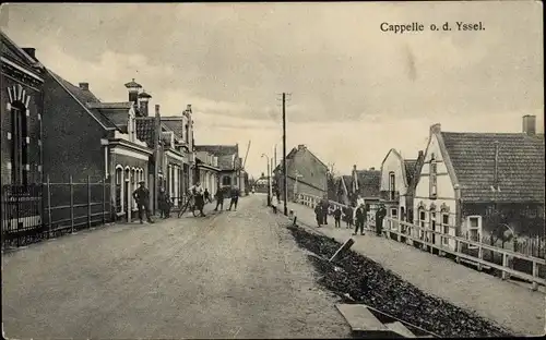 Ak Capelle aan den Ijssel Südholland Niederlande, Straßenpartie, Wohnhäuser