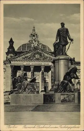 Ak Berlin Tiergarten, Reichstagsgebäude, Bismarck-Denkmal