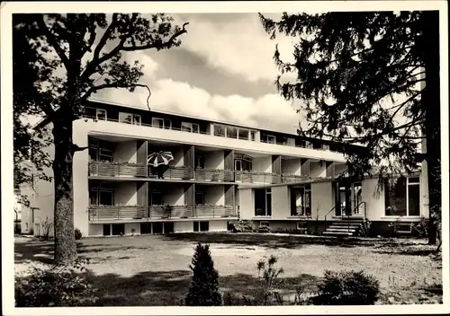 Ak Gräfelfing in Oberbayern, Privatklinik Dr. Wolfert, Ostflügel