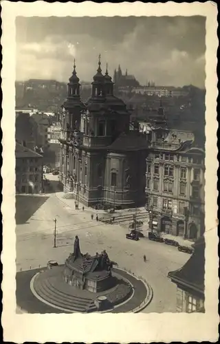 Ak Praha Prag Tschechien, Kirche der Csl. Kirchengemeinde und Husdenkmal