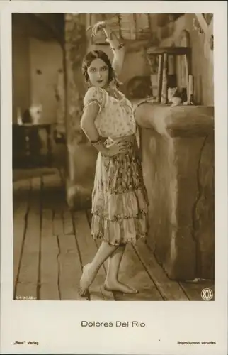 Ak Schauspielerin Dolores Del Rio, tanzend