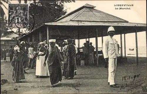 Ak Libreville Gabun, Le Marché, Marktplatz, Afrikaner, Kolonialherr