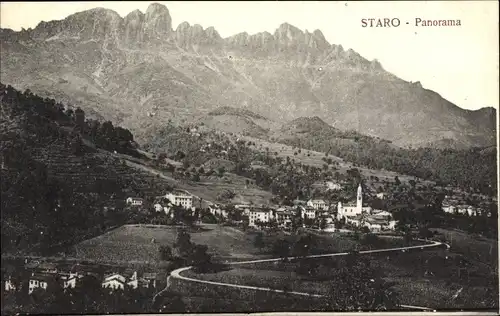 Ak Staro Veneto, Panorama der Ortschaft, Bergwand