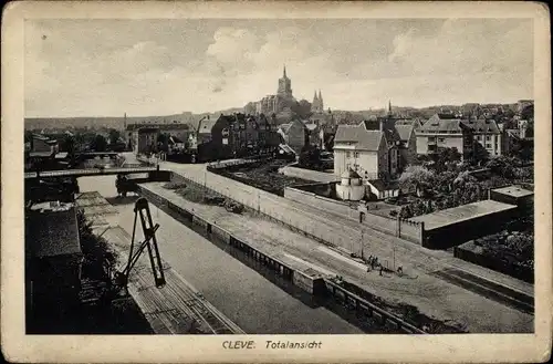 Ak Kleve am Niederrhein, Panoramablick über die Stadt, Hafenpartie, Kirche