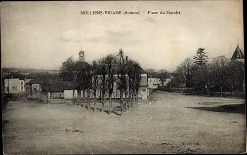Ak Vidame Somme de Mollien, Marktplatz