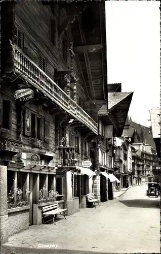 Ak Champéry Kt. Wallis Schweiz, Straße, Restaurant, Café