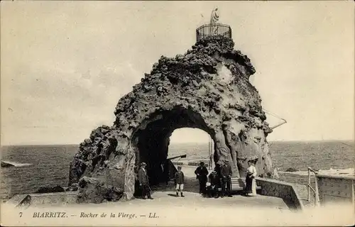 Ak Biarritz Pyrénées Atlantiques, Rocher de la Vierge