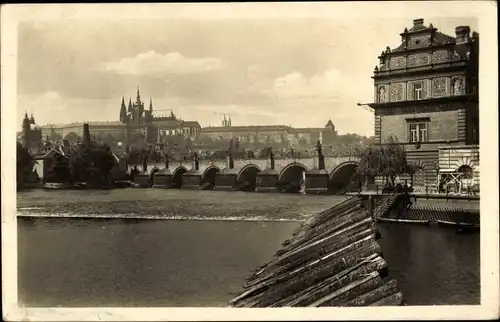 Ak Praha Prag Tschechien, Hradčany Hradschin, Karlsbrücke