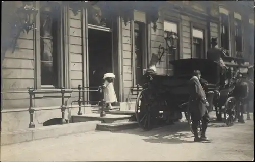 Foto Ak Juliana der Niederlande ?, Kutsche, 1917