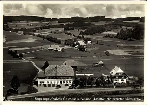 Ak Hinterzarten im Schwarzwald, Gasthaus, Pension Lafette, Fliegeraufnahme