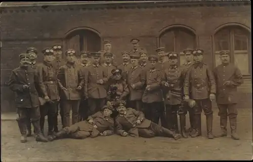 Foto Ak Wrocław Breslau Schlesien, Kradfahrer Batl., Deutsche Soldaten in Uniformen, I WK