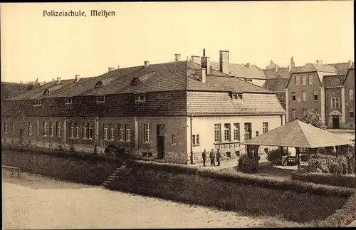 Ak Meißen in Sachsen, Blick auf die Polizeischule