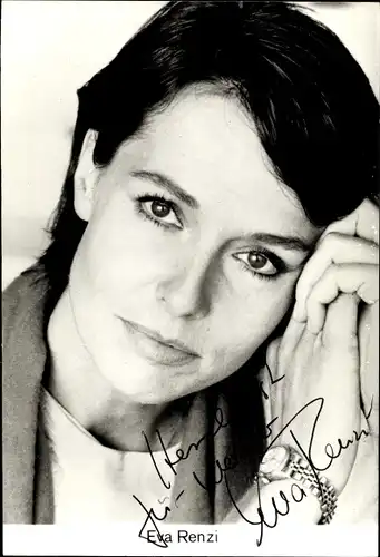 Ak Schauspielerin Eva Renzi, Portrait, Autogramm