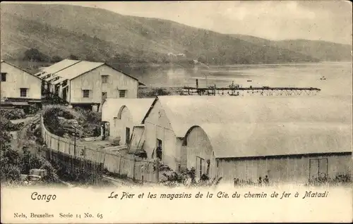 Ak Matadi RD Congo Zaire, Pier und Co. Geschäfte. der Eisenbahn