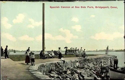Ak Bridgeport Connecticut USA, Spanish Cannon at Sea Side Park