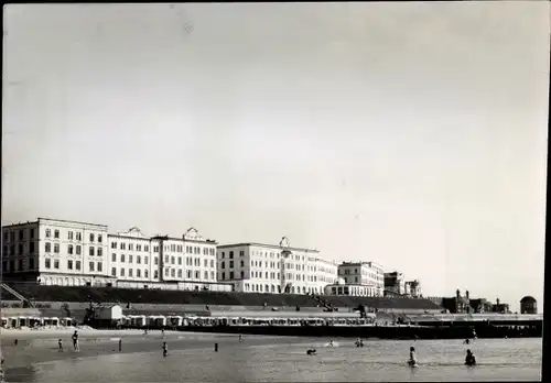 Foto Ak Nordseebad Borkum in Ostfriesland, Strand, Hotels