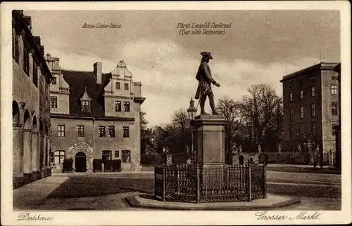 Ak Dessau in Sachsen Anhalt, Großer Markt, Anna Liese Haus, Fürst Leopold Denkmal, der alte Dessauer