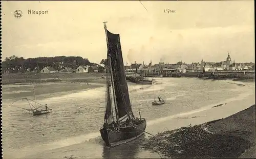 Ak Nieuport Westflandern, The Yser, Segelboot, Kirche